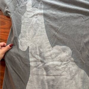 Gray T-Shirt with White Horse Design Beyoncé tour official